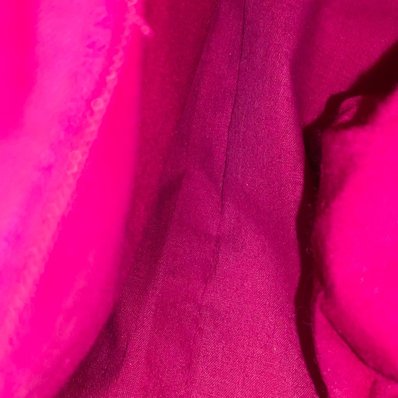 Fuchsia Small Straw Shoulder Bag NWOT - Picture 4 of 5